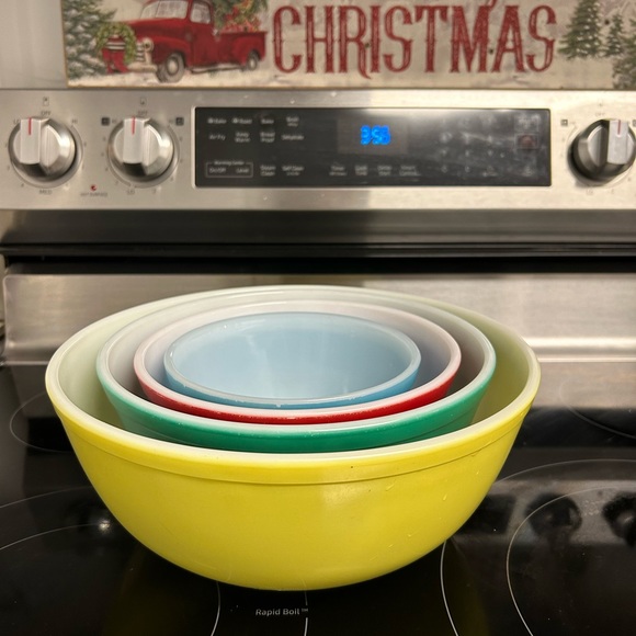 1940s complete Pyrex primary bowls set - Picture 1 of 5